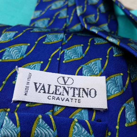 Valentino Mens Tie - Picture 1 of 3
